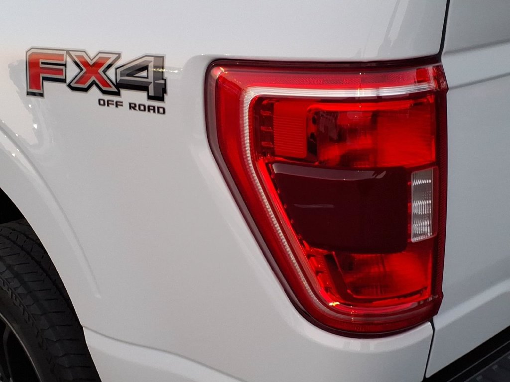Used 2021 Ford F150 XLT w/ Equipment Group 302A High AWD/4WD image 9