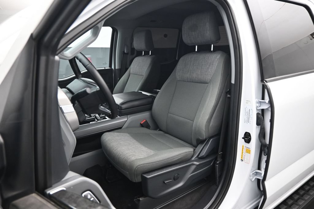 Certified 2023 Ford F150 Lightning XLT AWD/4WD image 9