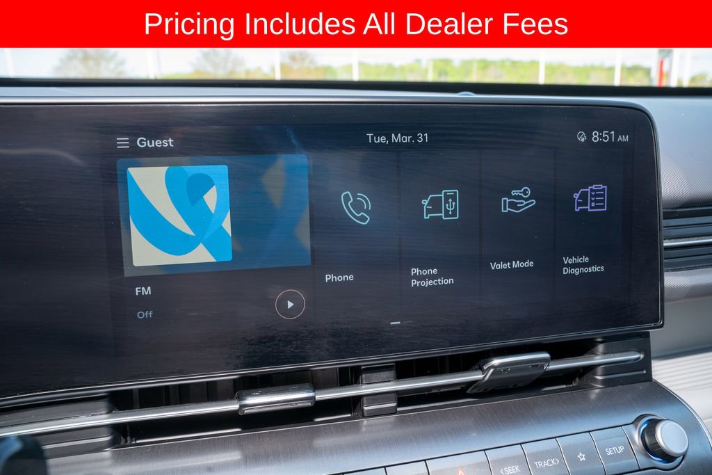 Used 2025 Hyundai Kona SEL FWD image 12