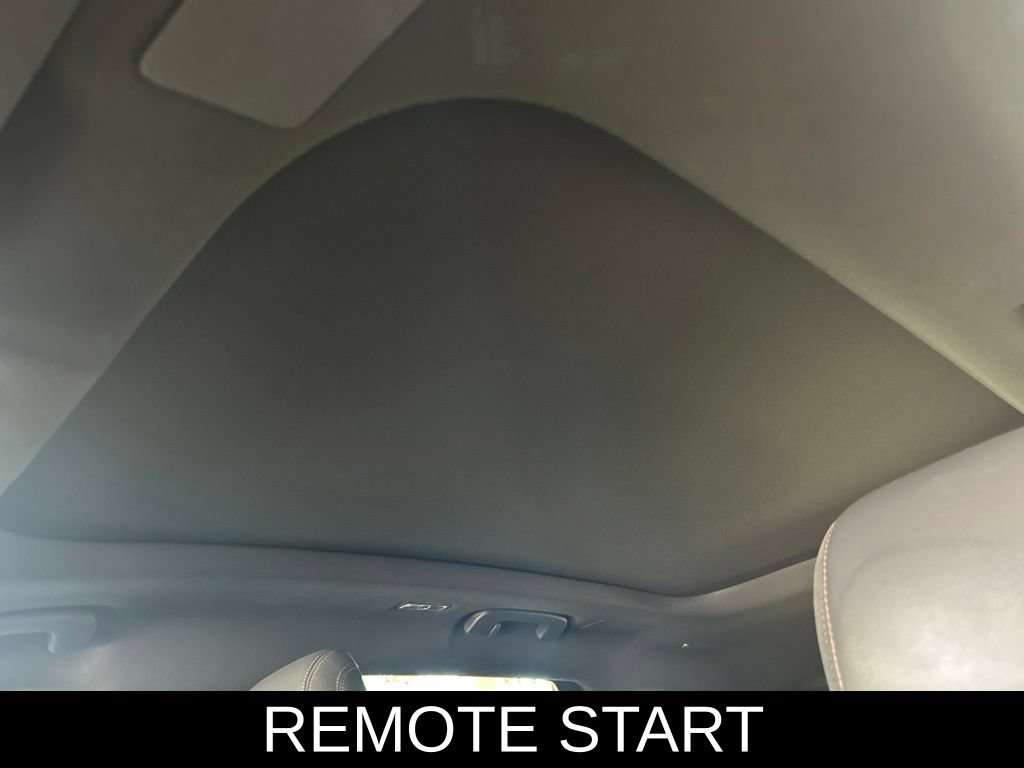Used 2025 Lincoln Nautilus Reserve AWD/4WD image 13