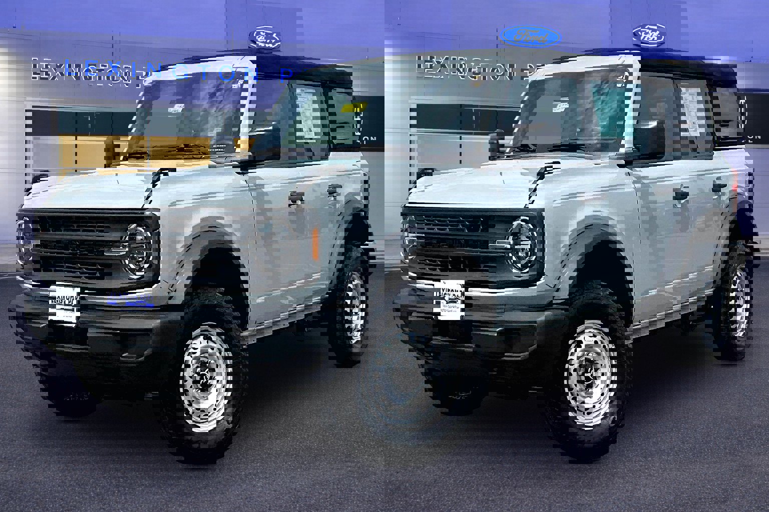 Used 2022 Ford Bronco 4-Door AWD/4WD image 3