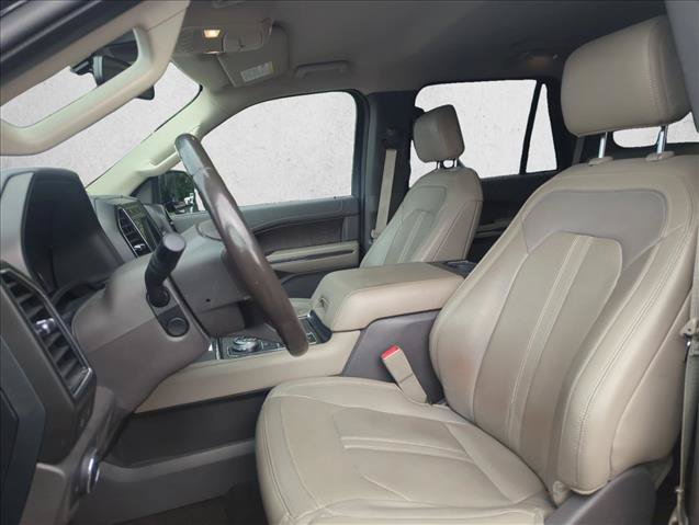 Used 2018 Ford Expedition Limited w/ Driver Assistance Package RWD image 19