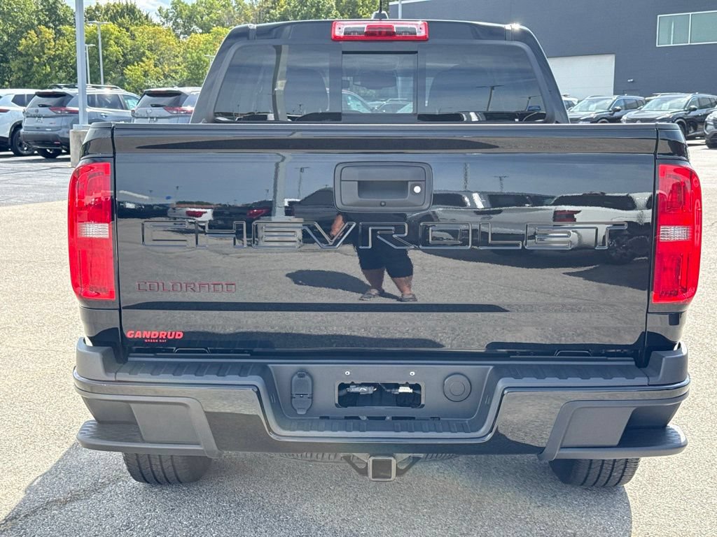 Used 2021 Chevrolet Colorado LT w/ Redline Special Edition AWD/4WD image 4