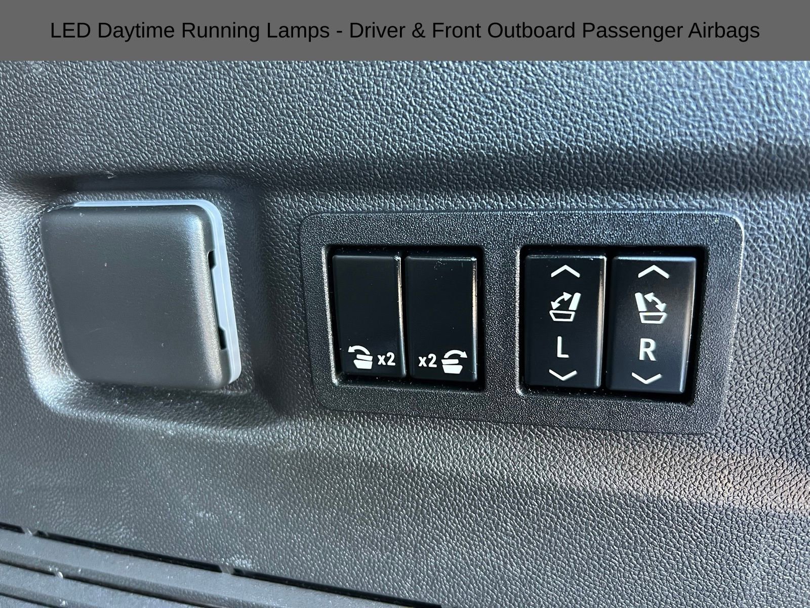 Used 2022 Chevrolet Tahoe Z71 w/ Luxury Package image 22