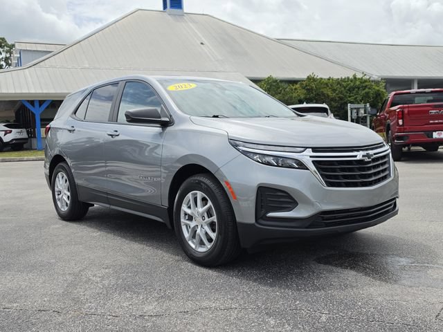Used 2023 Chevrolet Equinox LS w/ LS Convenience Package FWD image 7