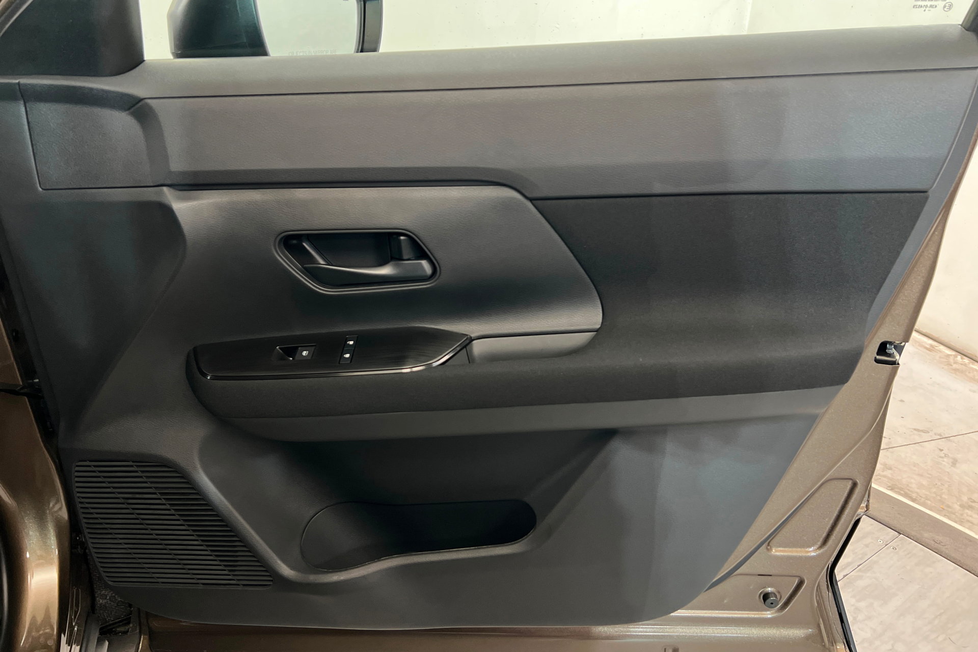 New 2026 Nissan Kicks S FWD image 22