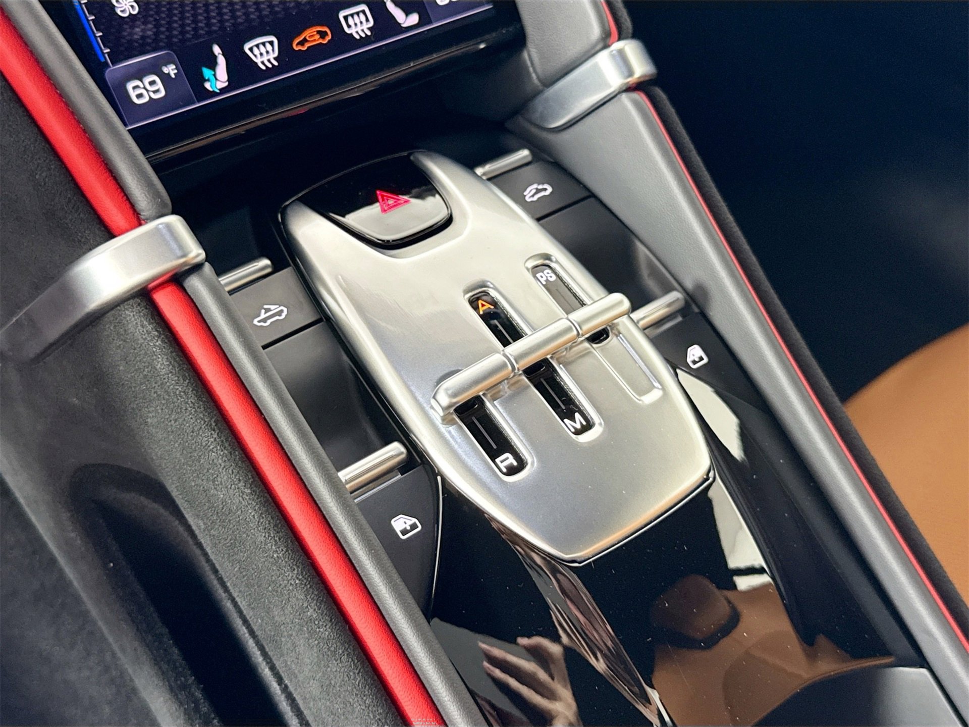 Certified 2024 Ferrari Roma Spider image 15