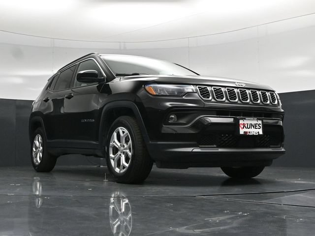 Certified 2024 Jeep Compass Latitude AWD/4WD image 56