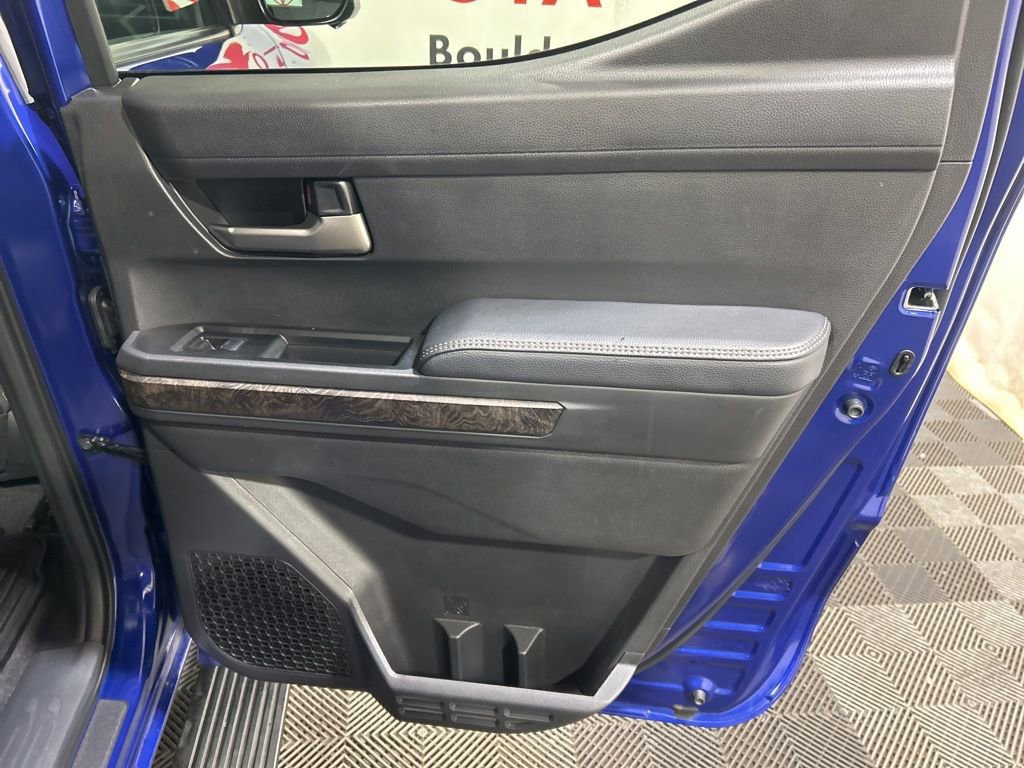 Used 2024 Toyota Tacoma Limited w/ Limited Package (LT) image 15