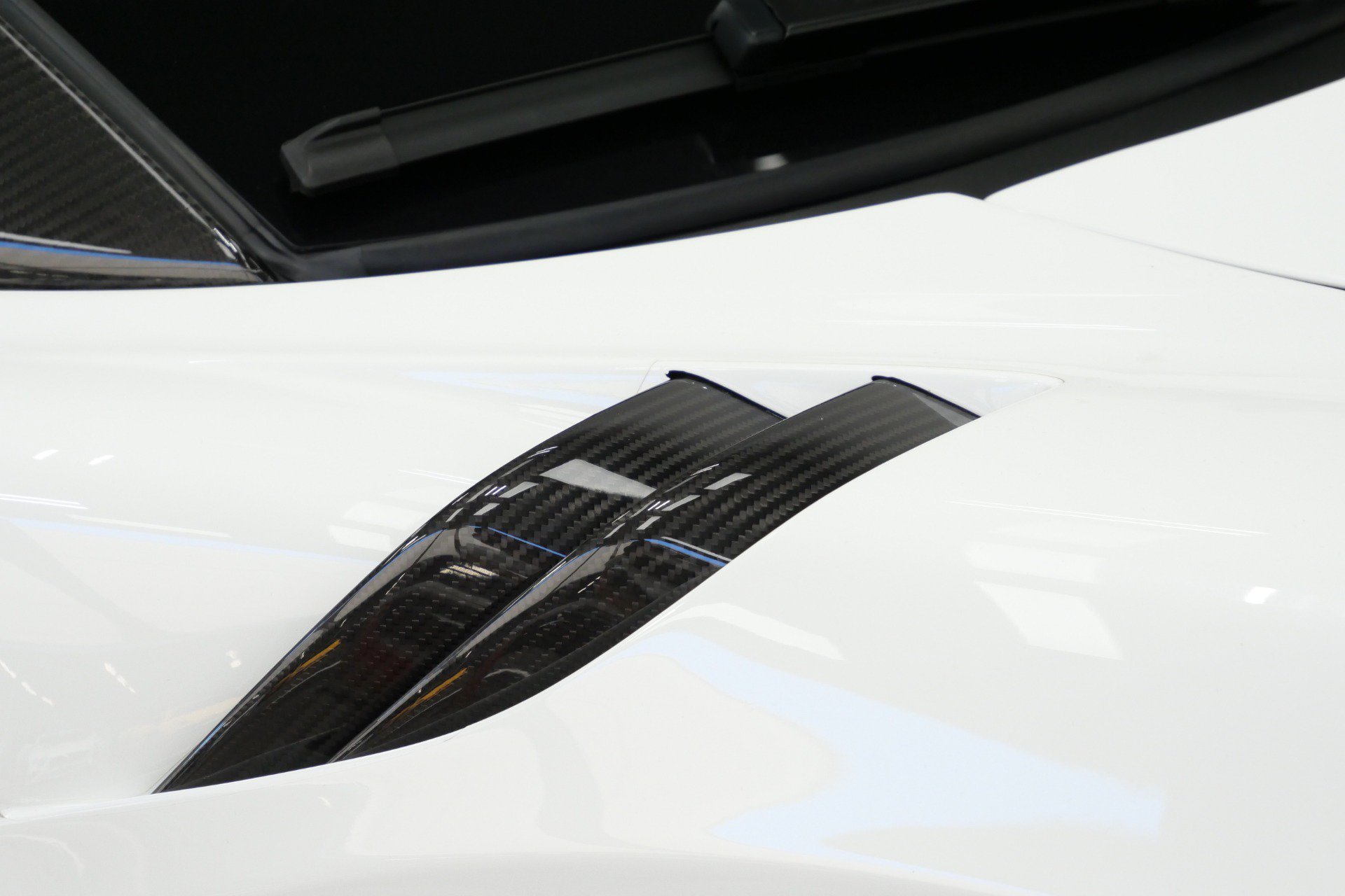 Used 2019 McLaren 600LT RWD image 40