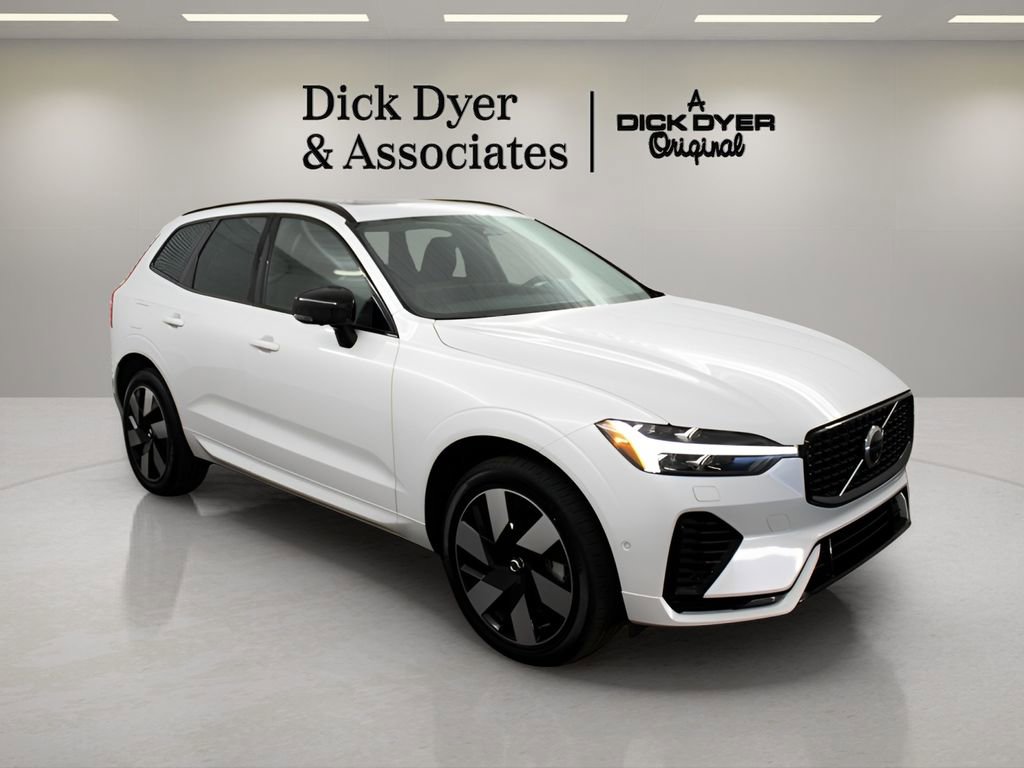 Certified 2025 Volvo XC60 T8 Plus w/ Protection Package Premier