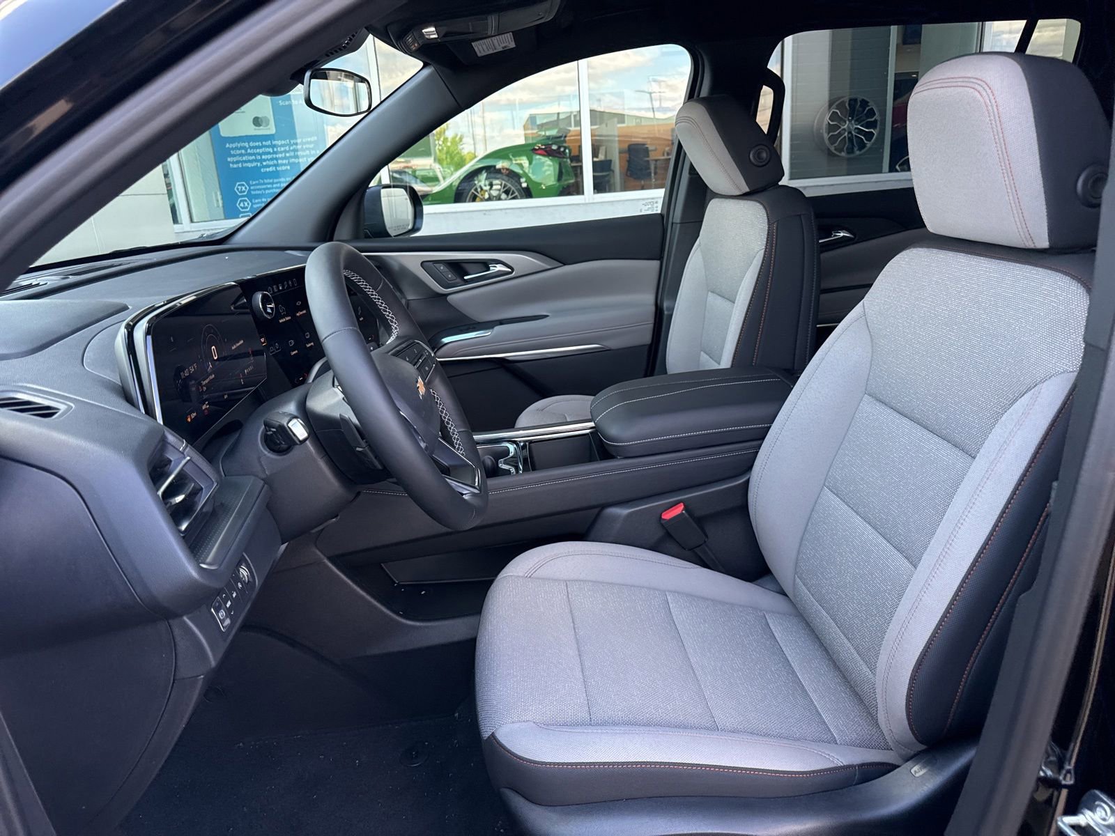 New 2026 Chevrolet Traverse LT AWD/4WD image 18