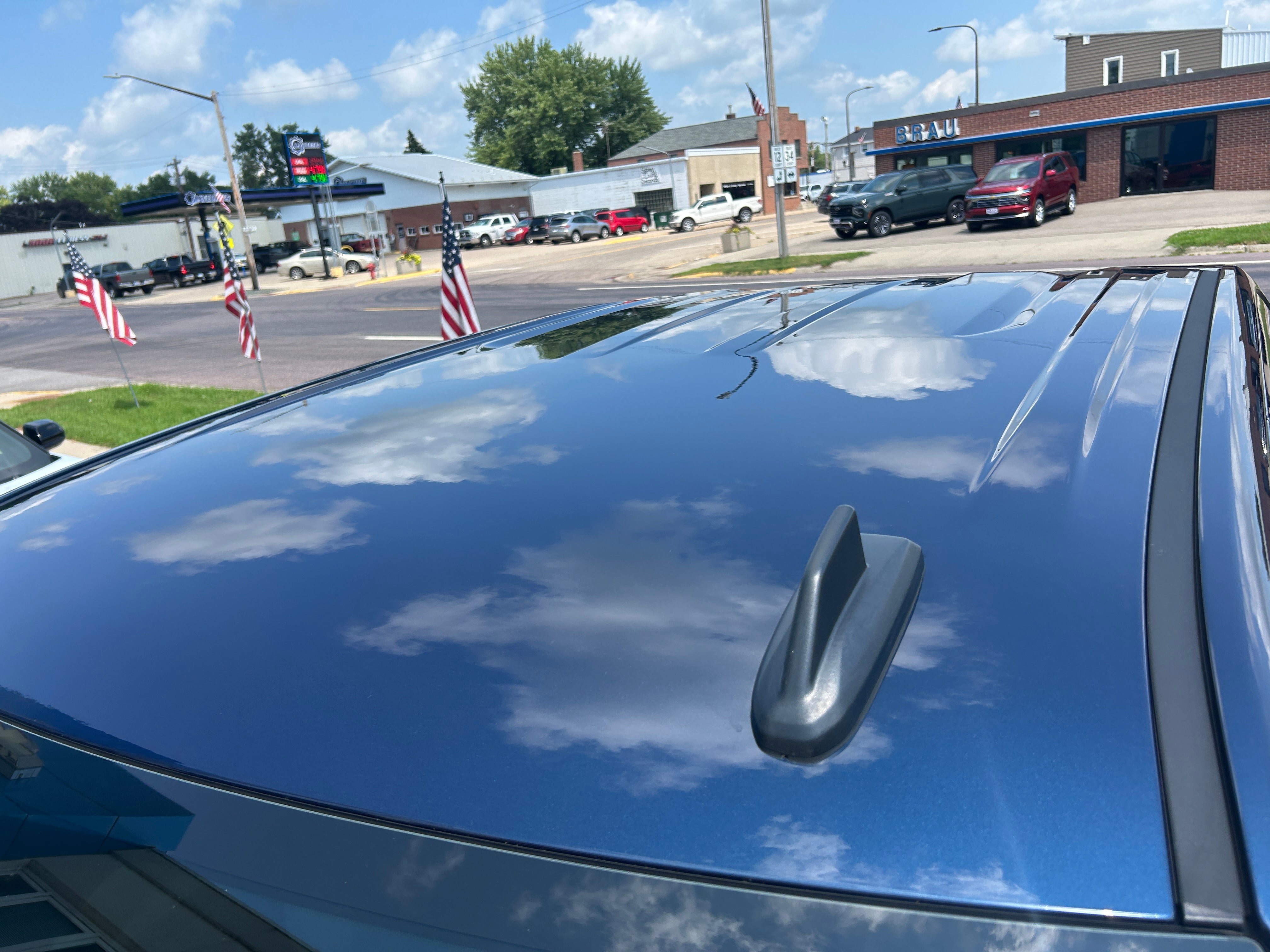 Used 2023 Chevrolet Silverado 1500 RST AWD/4WD image 9