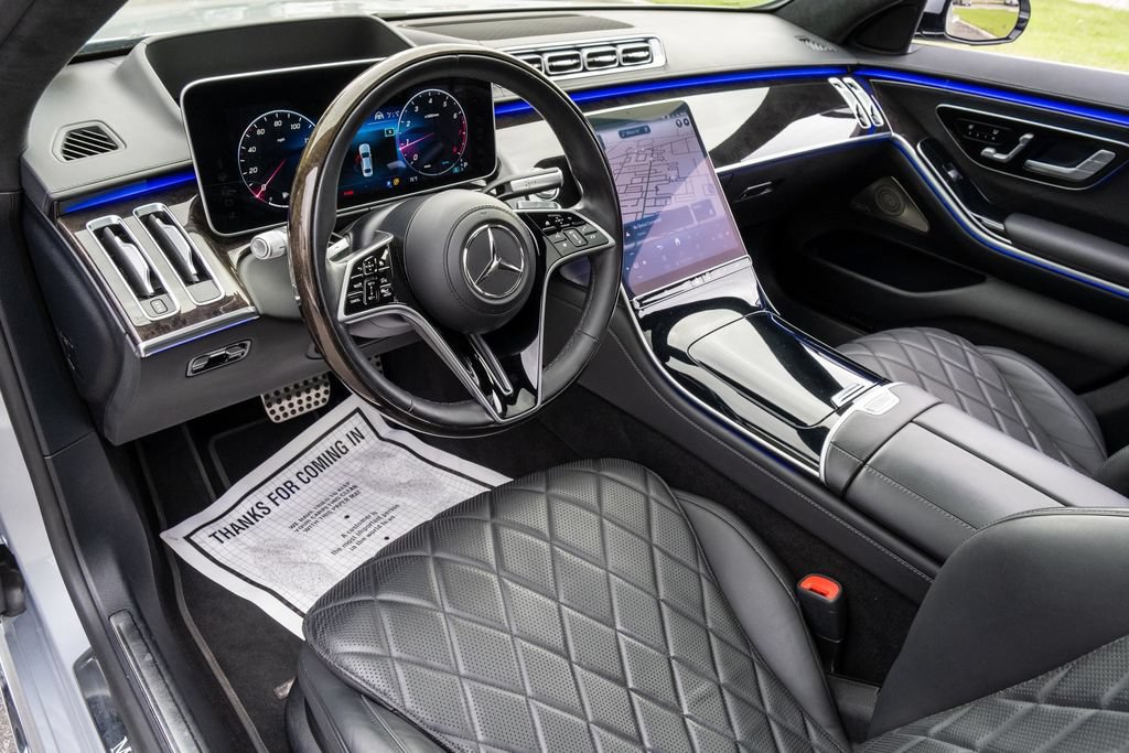 Used 2021 Mercedes-Benz S 580 4MATIC Sedan w/ AMG Line image 16
