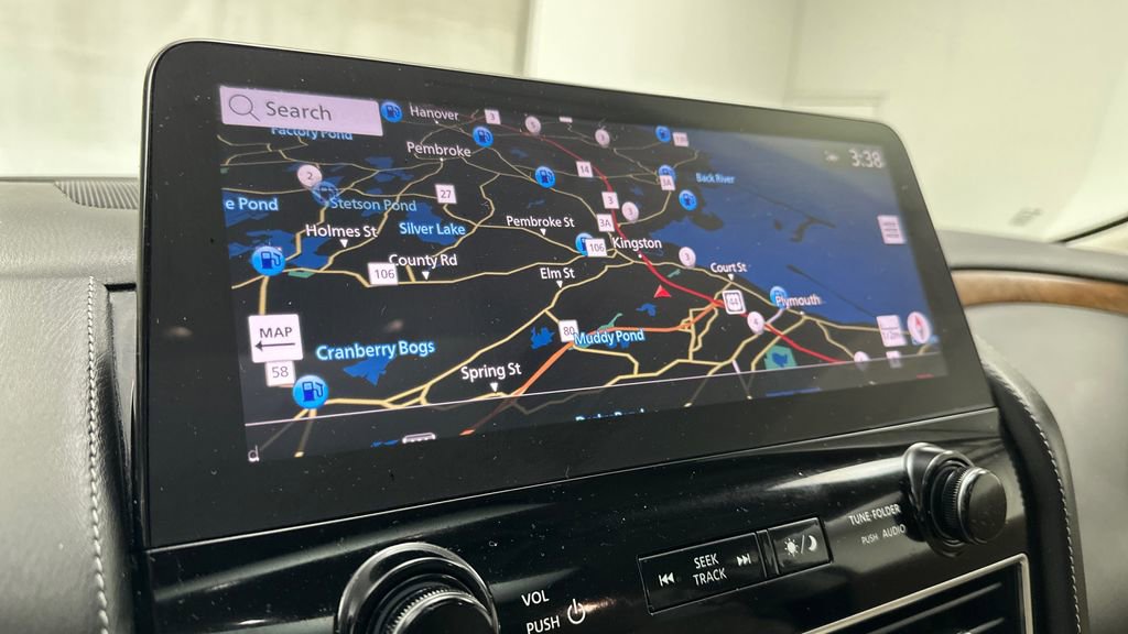 Used 2022 Nissan Armada SL image 32