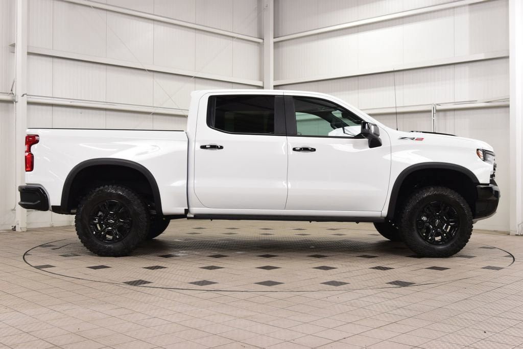 New 2026 Chevrolet Silverado 1500 ZR2 AWD/4WD image 9