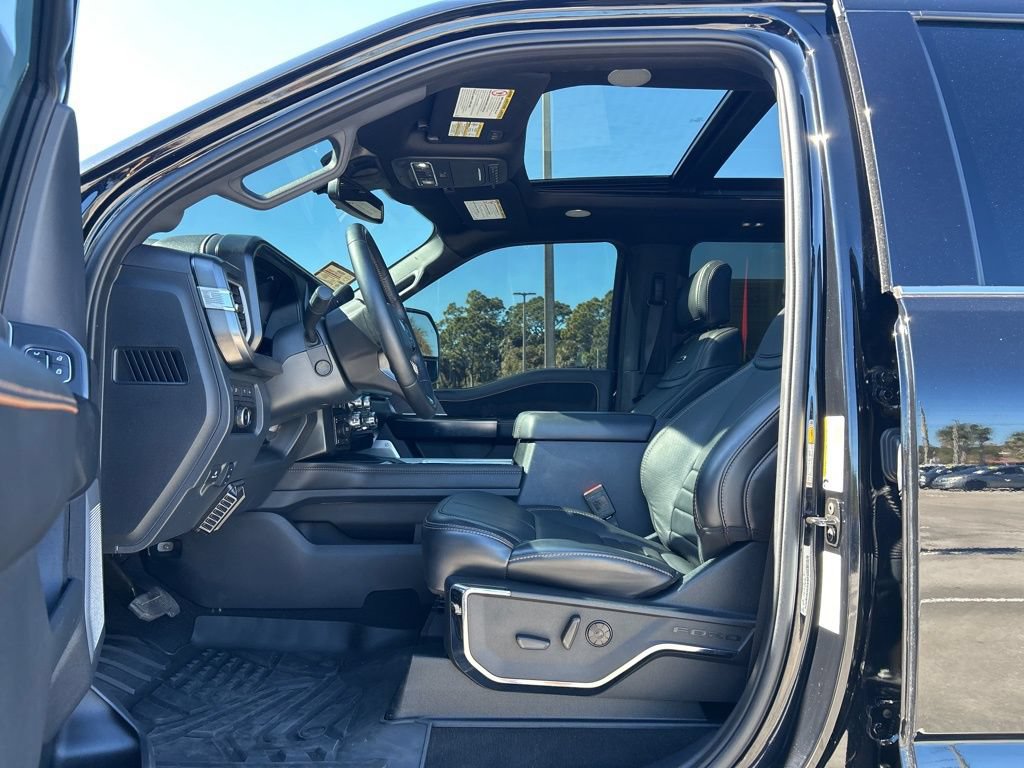 Used 2024 Ford F250 Platinum w/ FX4 Off-Road Package AWD/4WD image 47