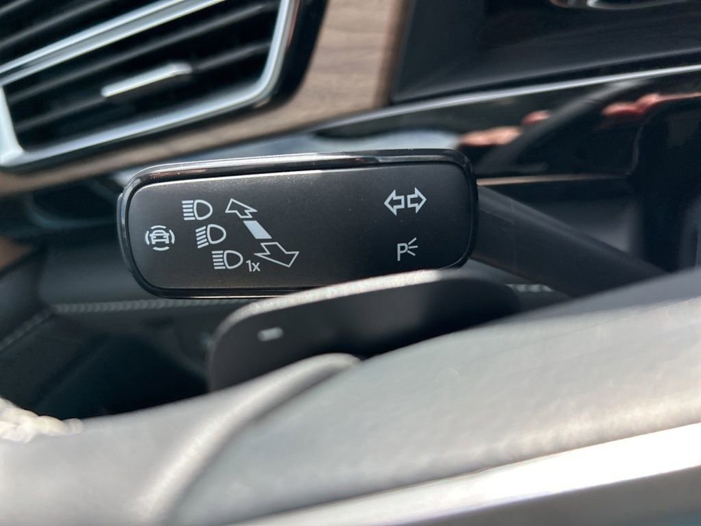 New 2026 Volkswagen Atlas SE FWD image 30