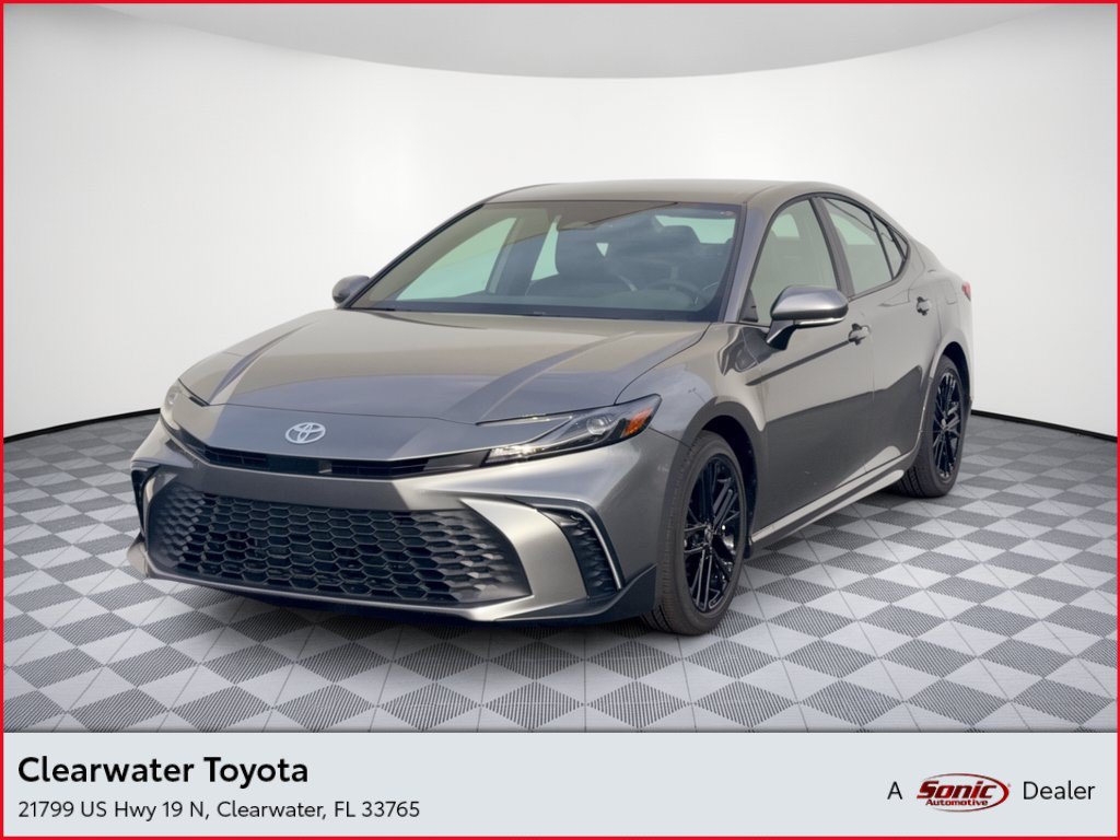Used 2026 Toyota Camry SE FWD image 1