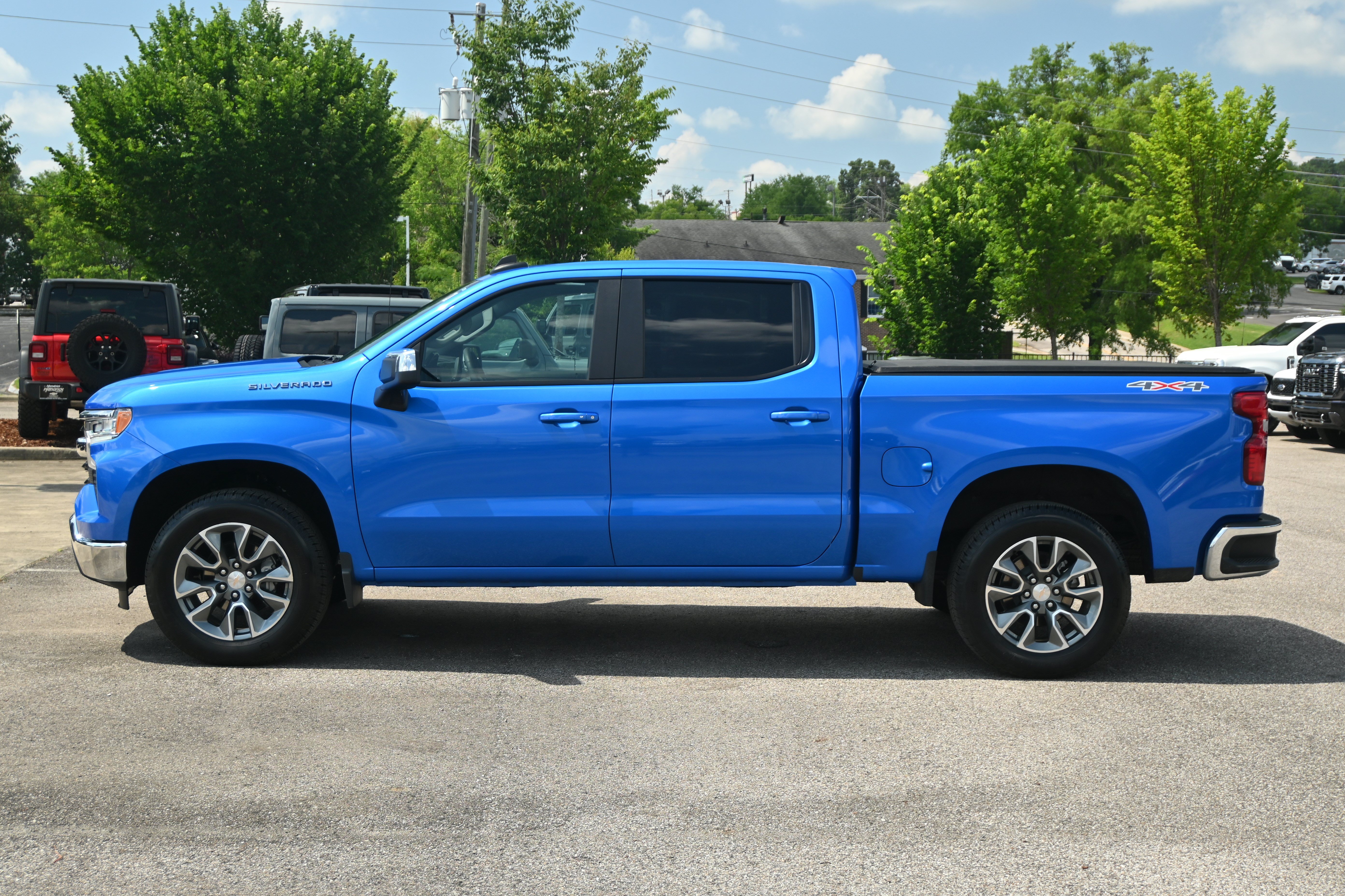 Used 2026 Chevrolet Silverado 1500 LT w/ LPO, Liner Protection Package AWD/4WD image 37
