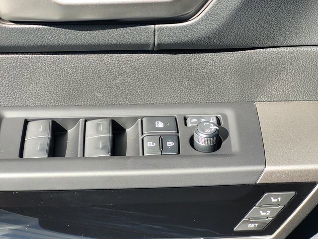 New 2025 Toyota Tundra Limited image 28