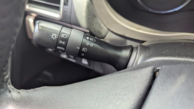 Used 2017 Subaru Forester 2.5i Touring AWD/4WD image 31