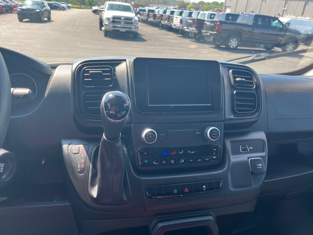 Used 2025 RAM ProMaster 2500 w/ U-Haul Equipment Group FWD image 20
