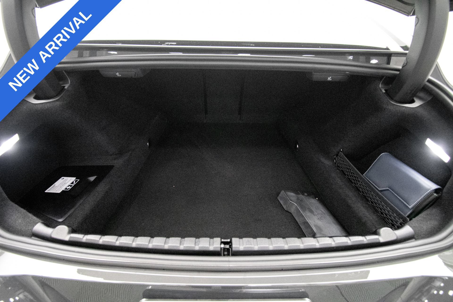 Used 2024 BMW ALPINA B8 xDrive Gran Coupe AWD/4WD image 43