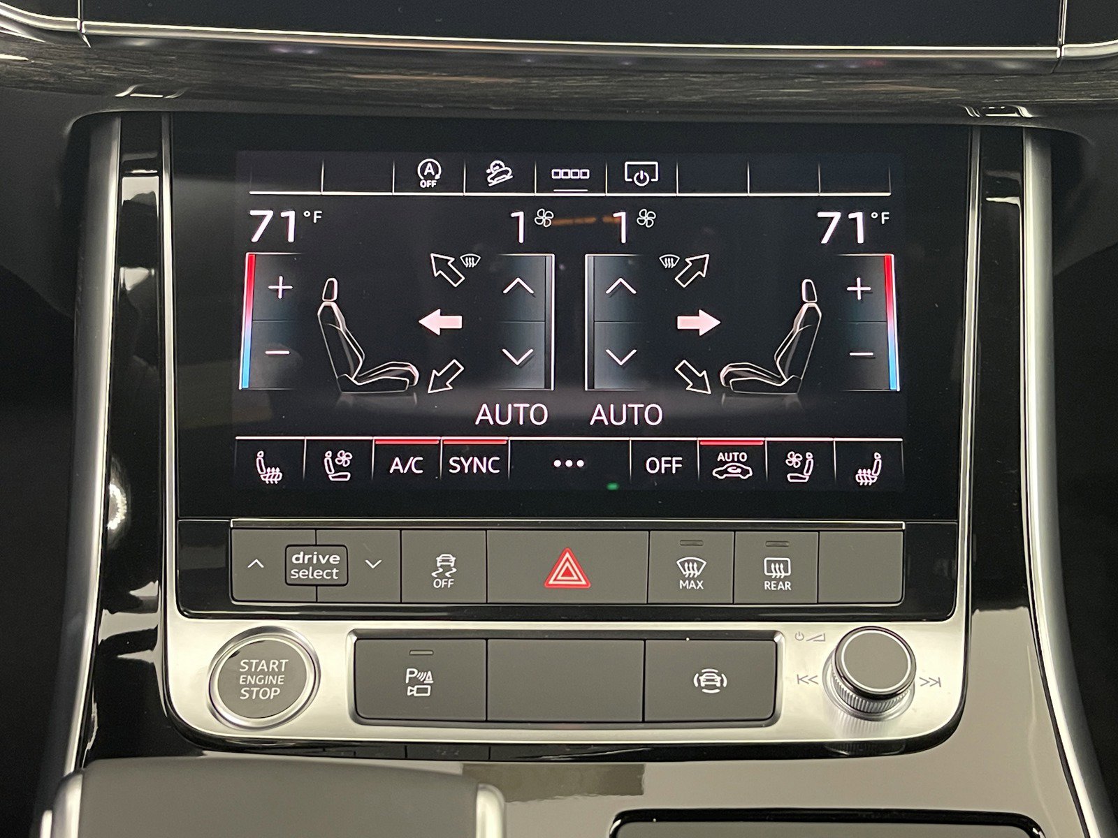 New 2025 Audi Q8 Premium Plus image 32