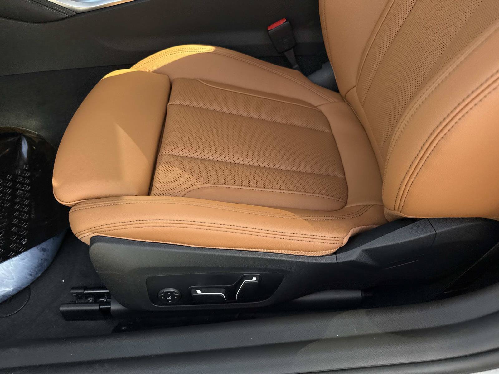 New 2026 BMW 230i Coupe w/ Premium Package RWD image 13