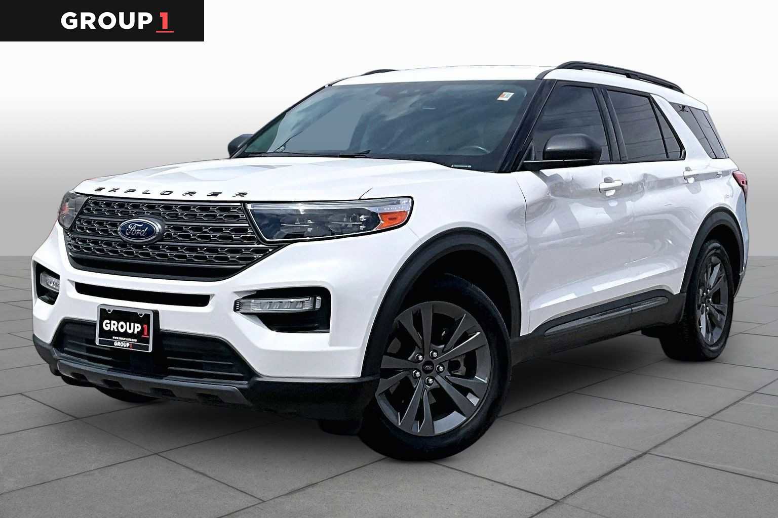 Certified 2021 Ford Explorer XLT w/ Equipment Group 202A image 1