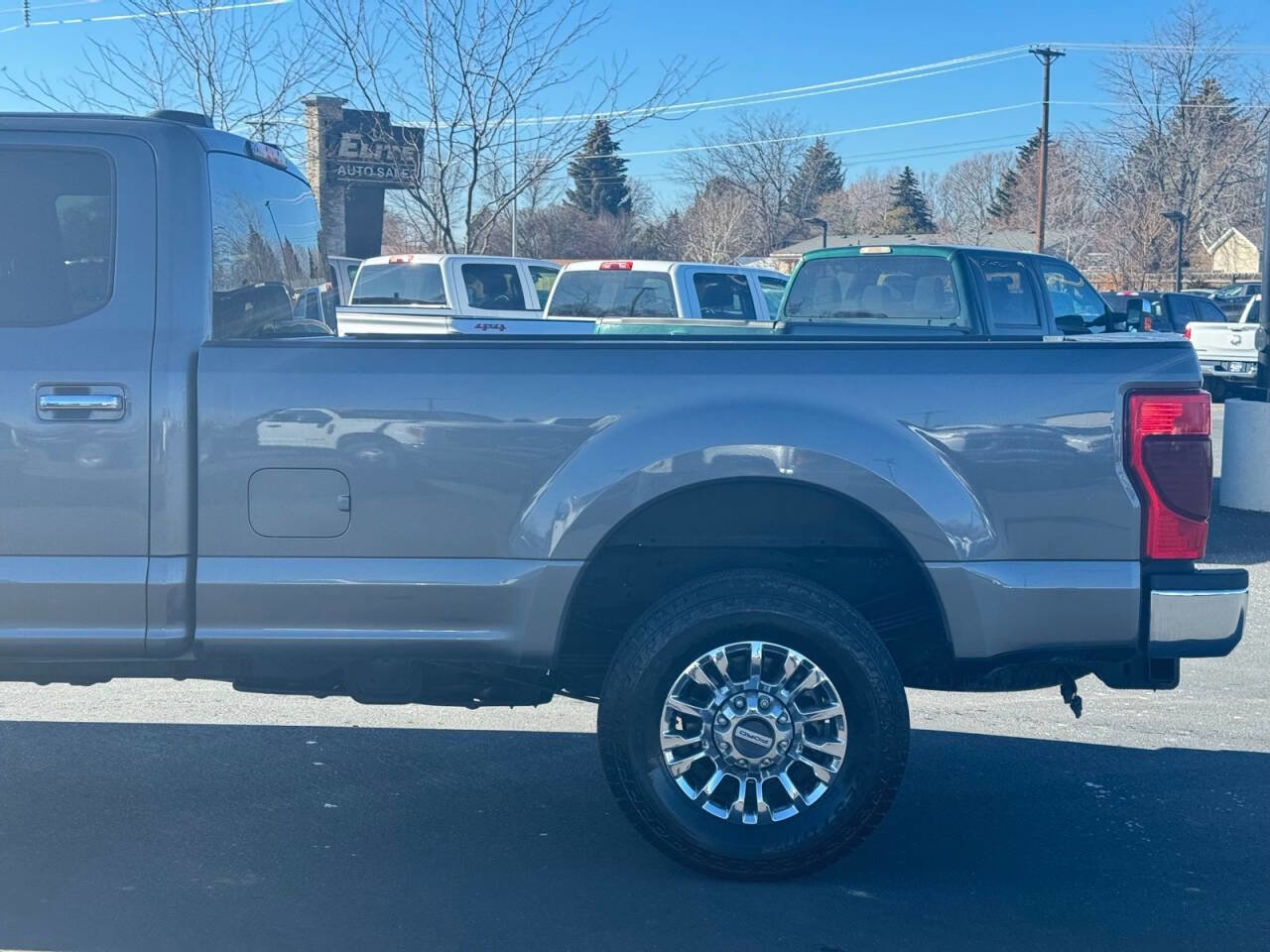 Used 2022 Ford F350 XLT w/ XLT Premium Package AWD/4WD image 10