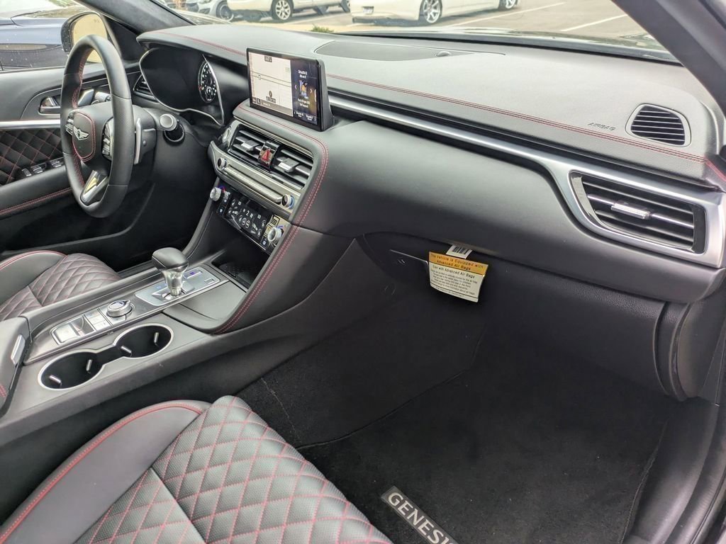 Used 2025 Genesis G70 3.3T Advanced w/ Sport Prestige Package RWD image 26