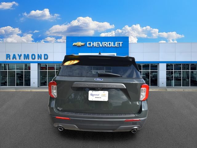 Used 2022 Ford Explorer XLT w/ Equipment Group 202A AWD/4WD image 4