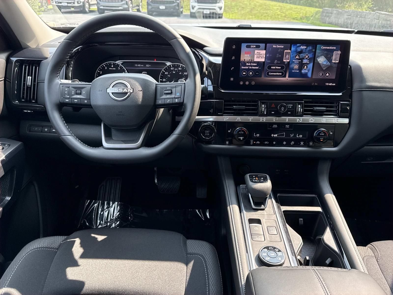 Certified 2026 Nissan Pathfinder SV AWD/4WD image 8