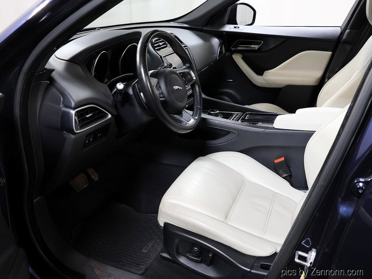Used 2018 Jaguar F-PACE Prestige image 12