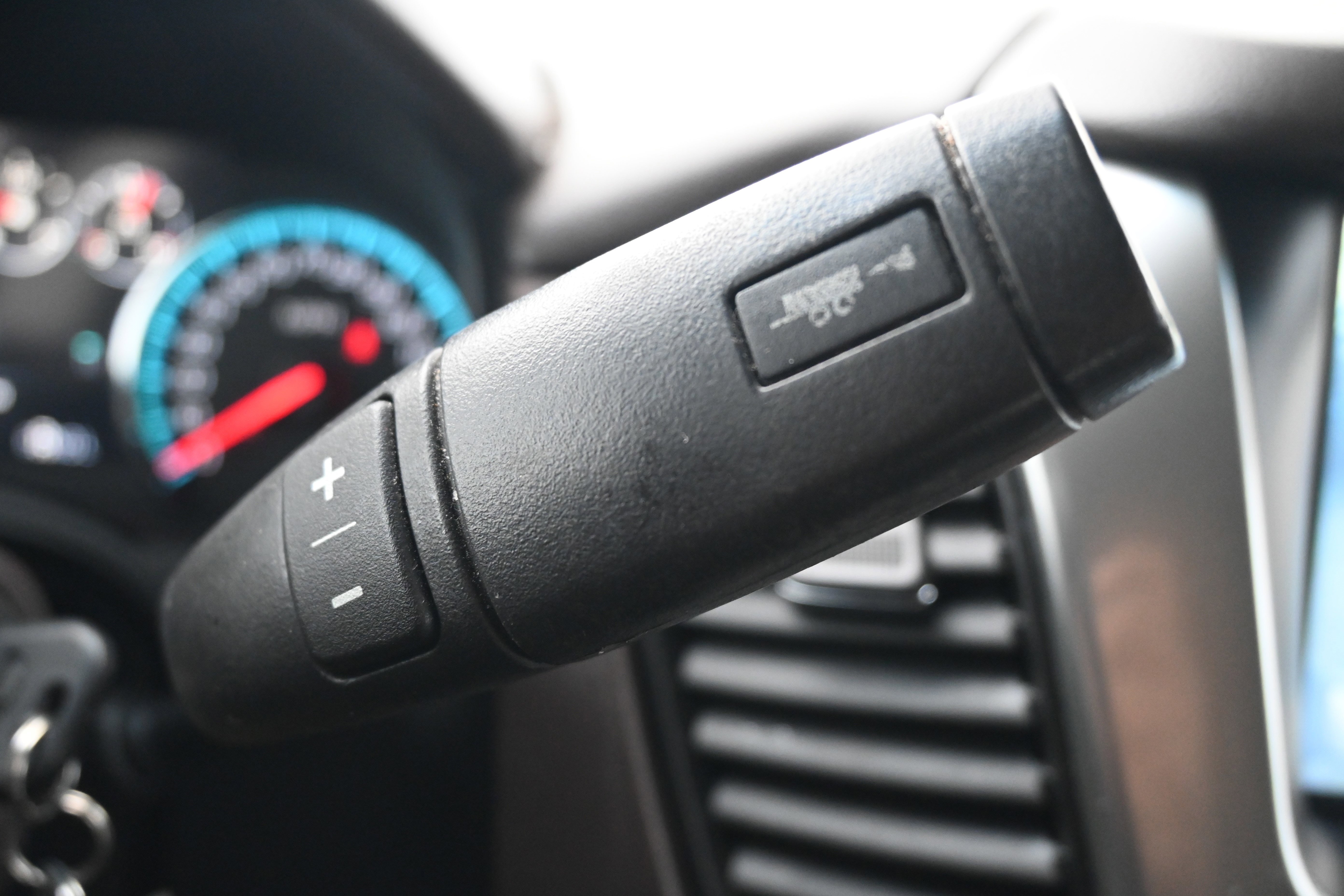 Used 2017 Chevrolet Tahoe LT image 28