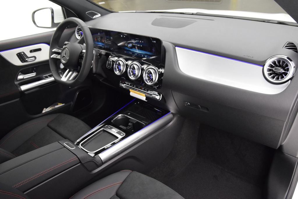 New 2026 Mercedes-Benz GLA 35 AMG 4MATIC image 15