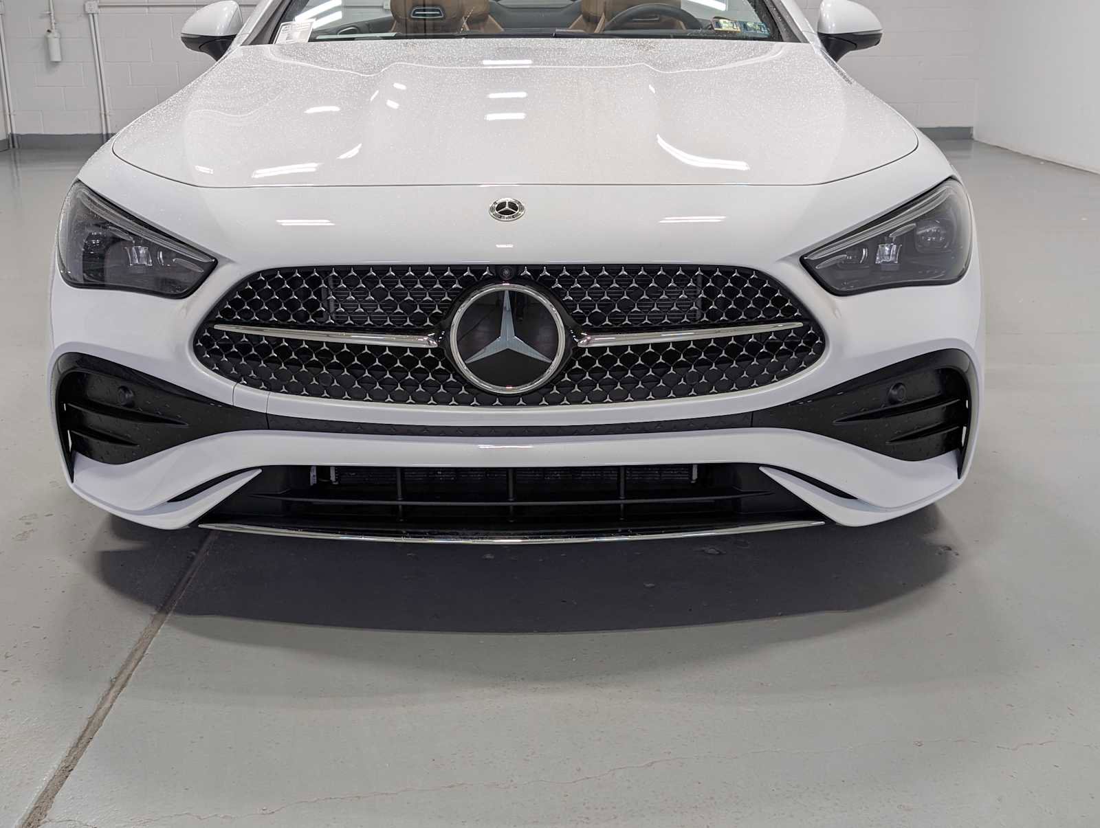 Certified 2026 Mercedes-Benz CLE 450 4MATIC Cabriolet image 3