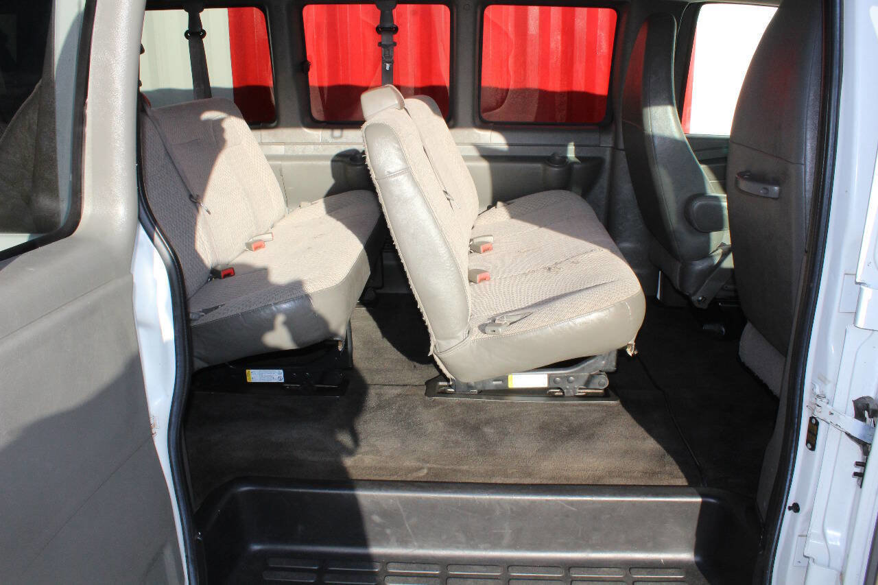 Used 2011 Chevrolet Express 3500 LT w/ LT Preferred Equipment Group image 20