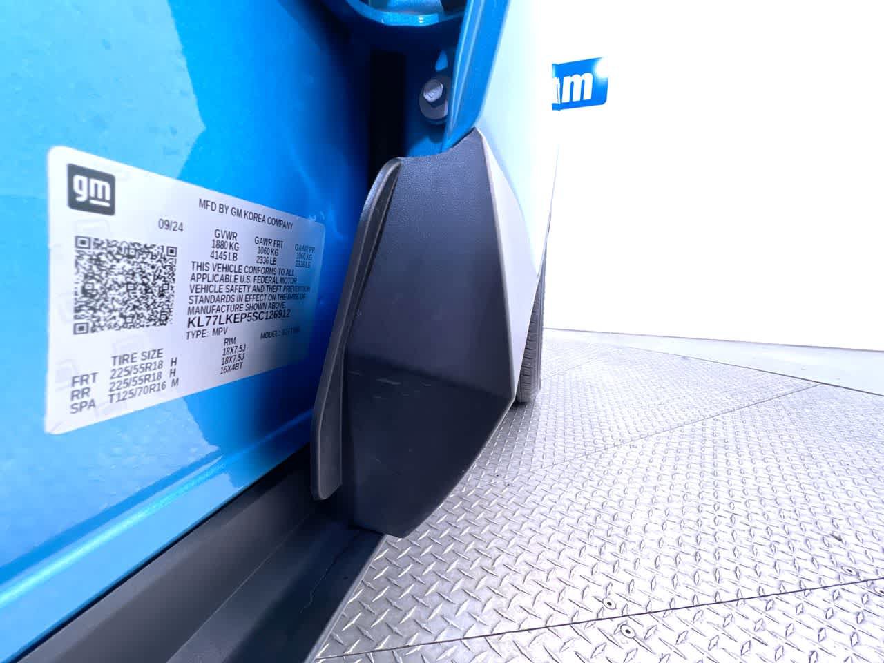 Used 2025 Chevrolet Trax ACTIV w/ Sunroof Package FWD image 42