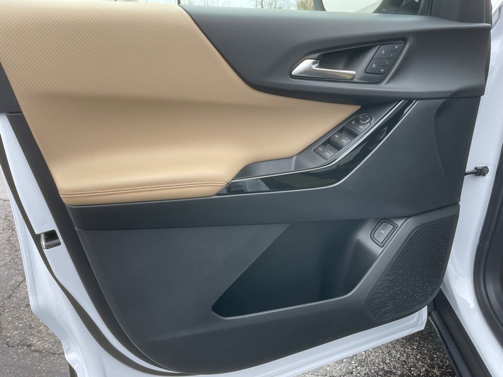 New 2026 Chevrolet Equinox ACTIV image 9