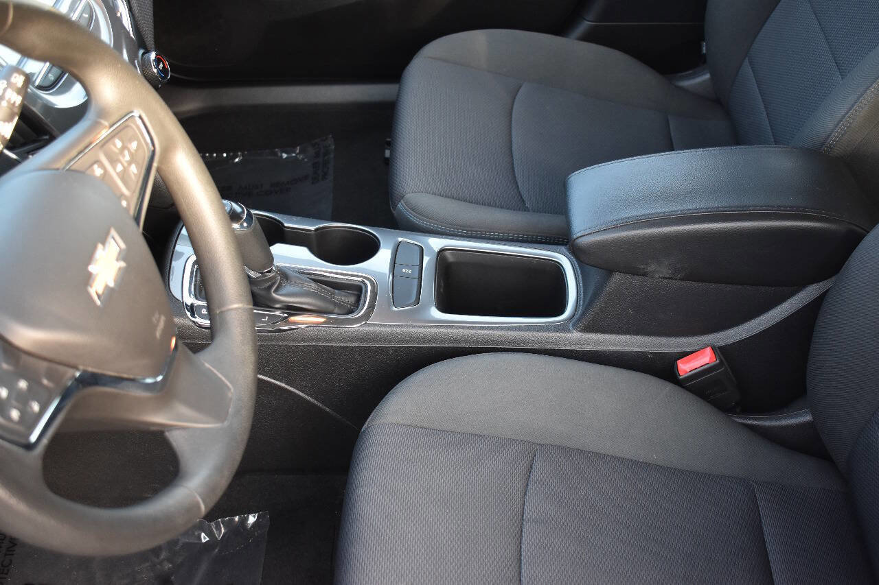 Used 2017 Chevrolet Cruze LT FWD image 26
