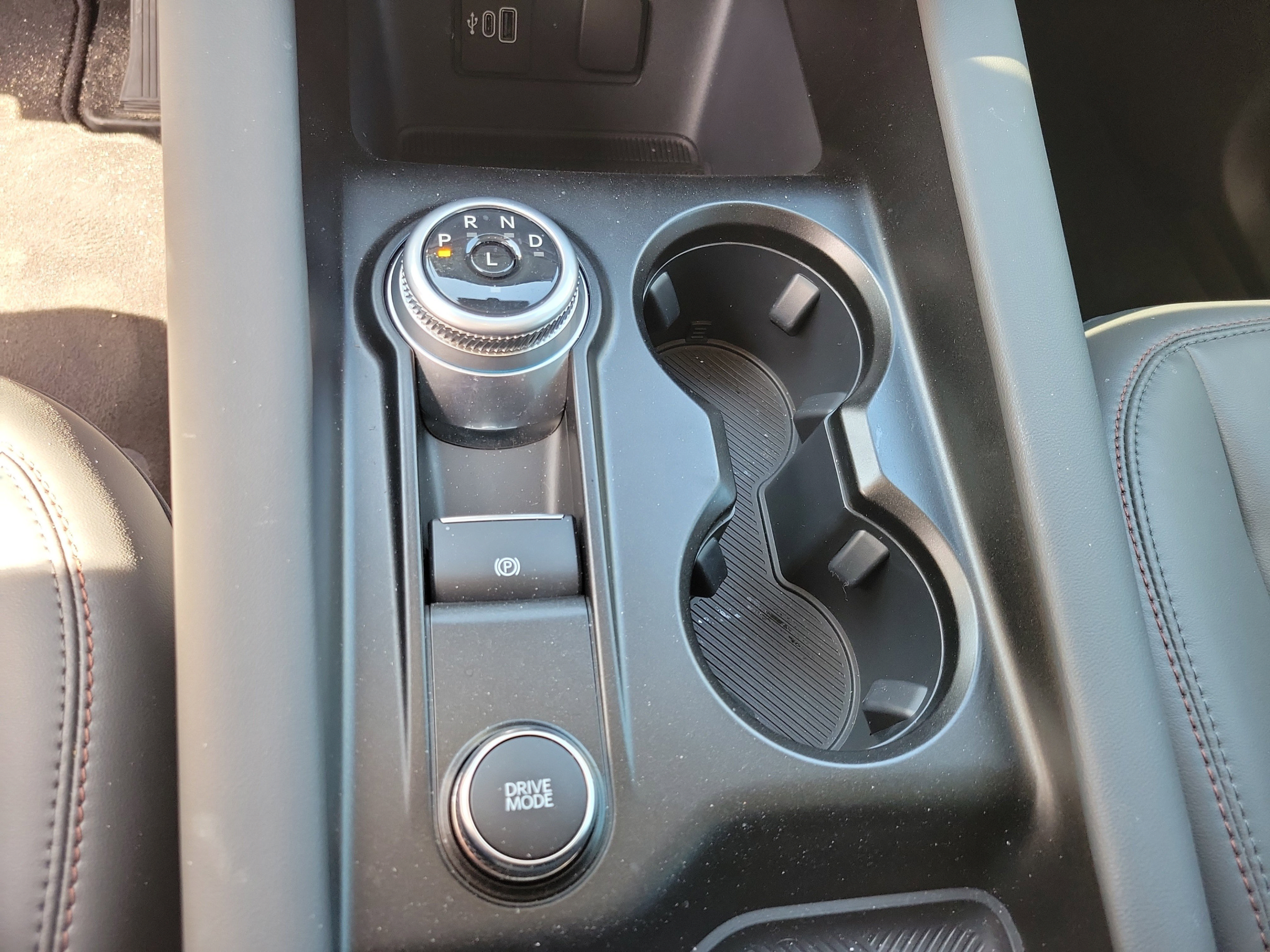 New 2026 Ford Explorer Active w/ Active Comfort Package RWD image 20