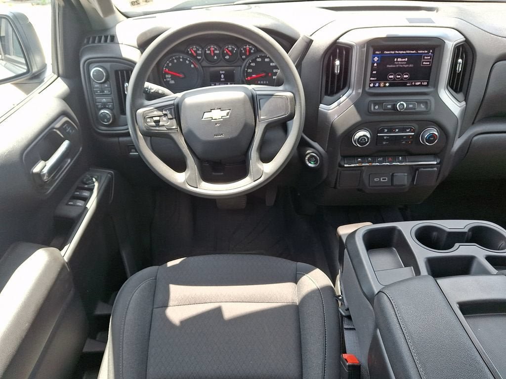 Certified 2024 Chevrolet Silverado 1500 Custom w/ Turbomax Blackout Package AWD/4WD image 12