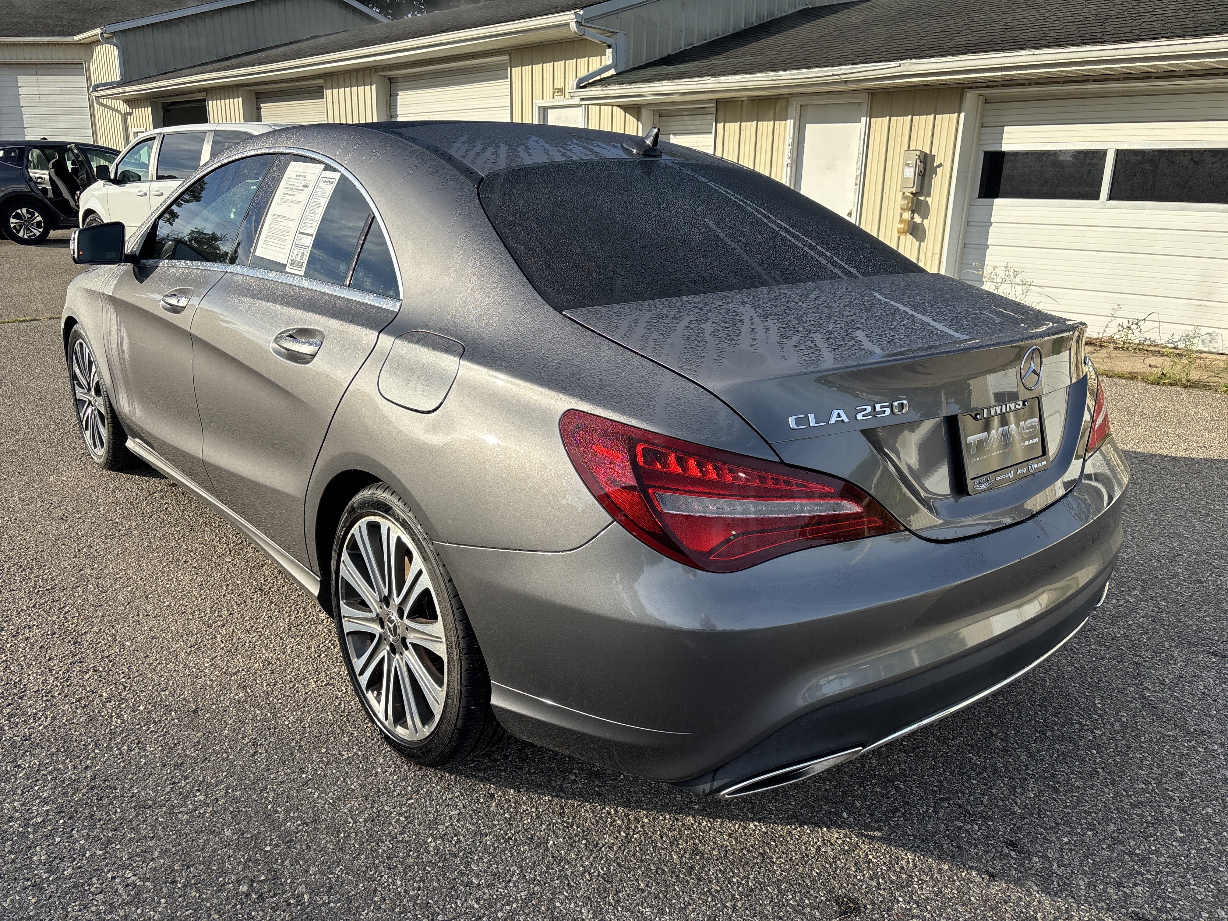 Used 2019 Mercedes-Benz CLA 250 4MATIC image 8