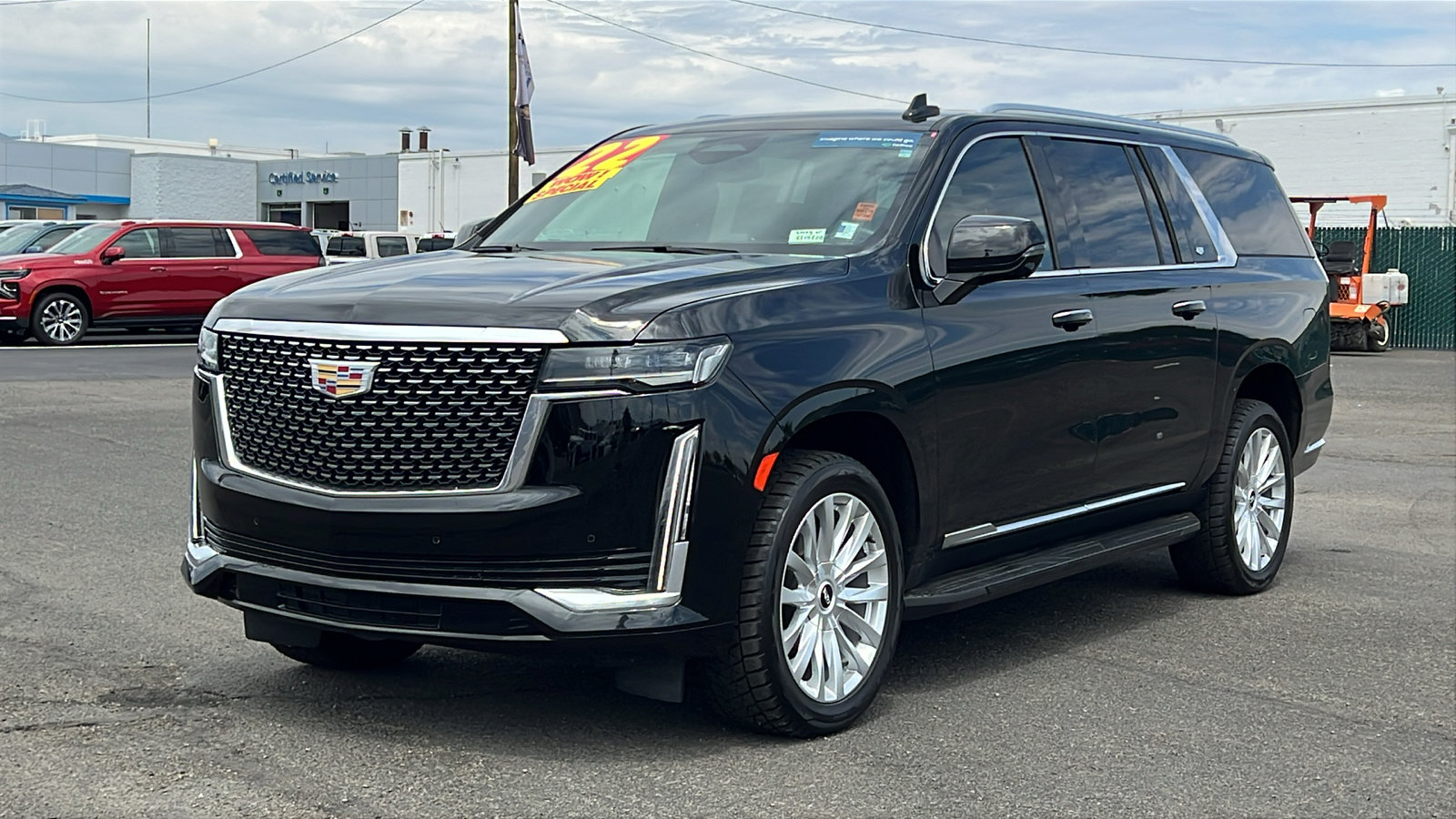 Used 2022 Cadillac Escalade ESV Luxury AWD/4WD image 1
