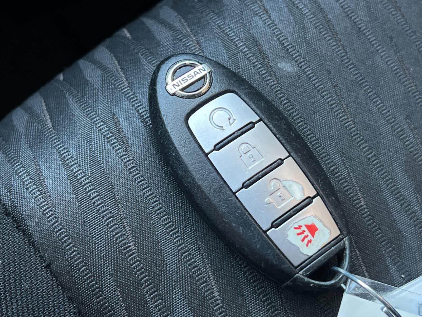 Used 2017 Nissan Rogue SV FWD image 28