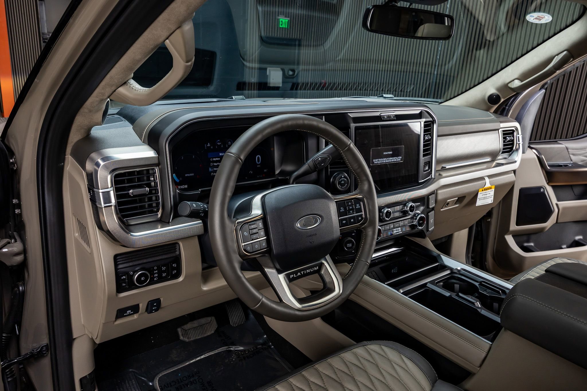 Used 2026 Ford F450 Platinum w/ Platinum Plus Package AWD/4WD image 17