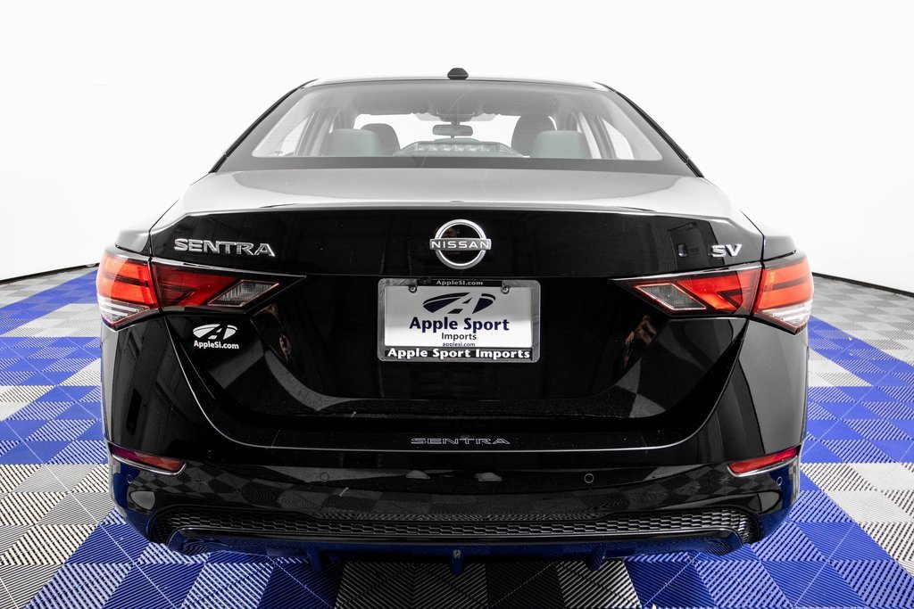 Used 2024 Nissan Sentra SV w/ Trunk Package image 6